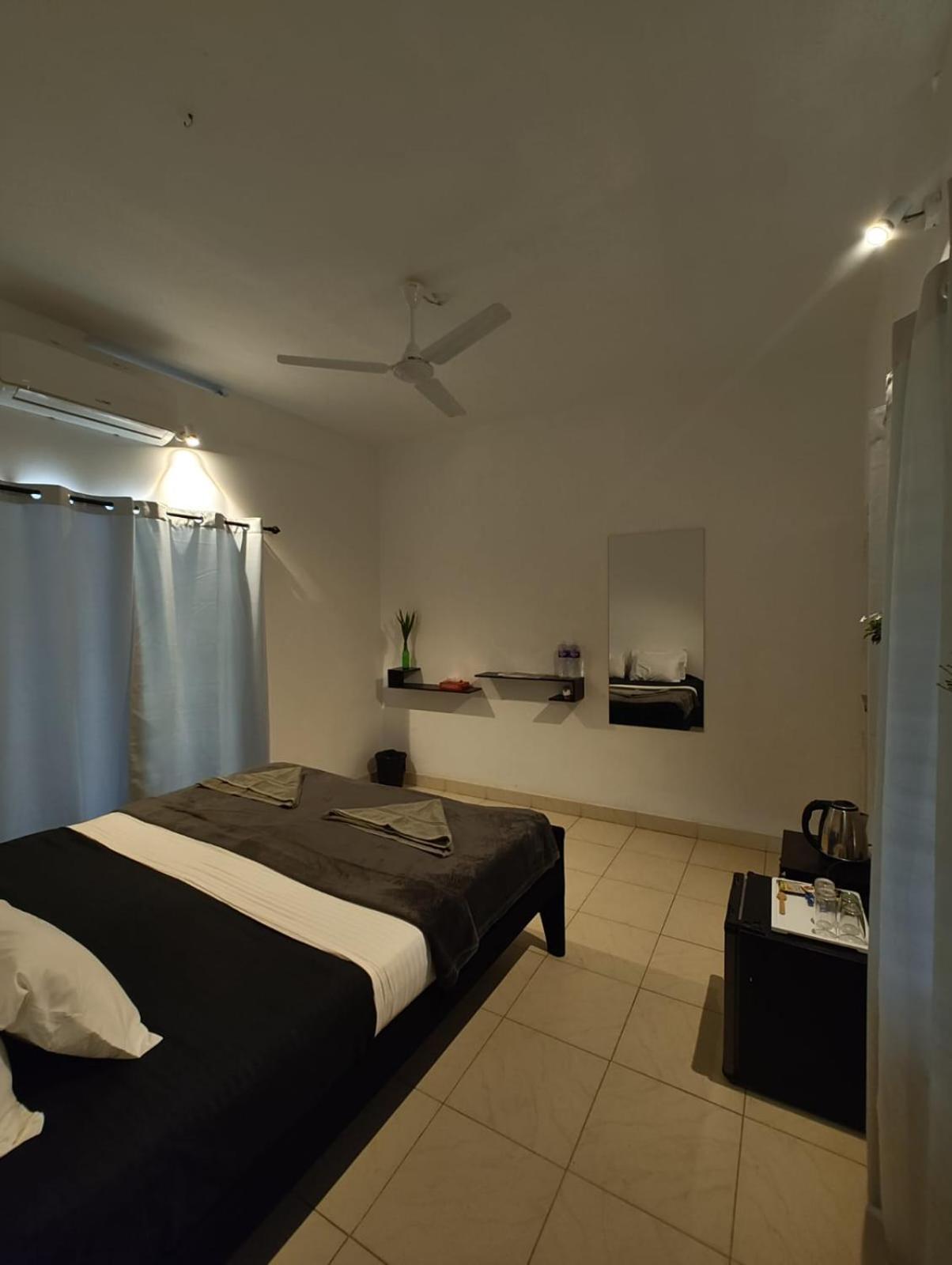 Satta Beach Deluxe Варкала Номер фото